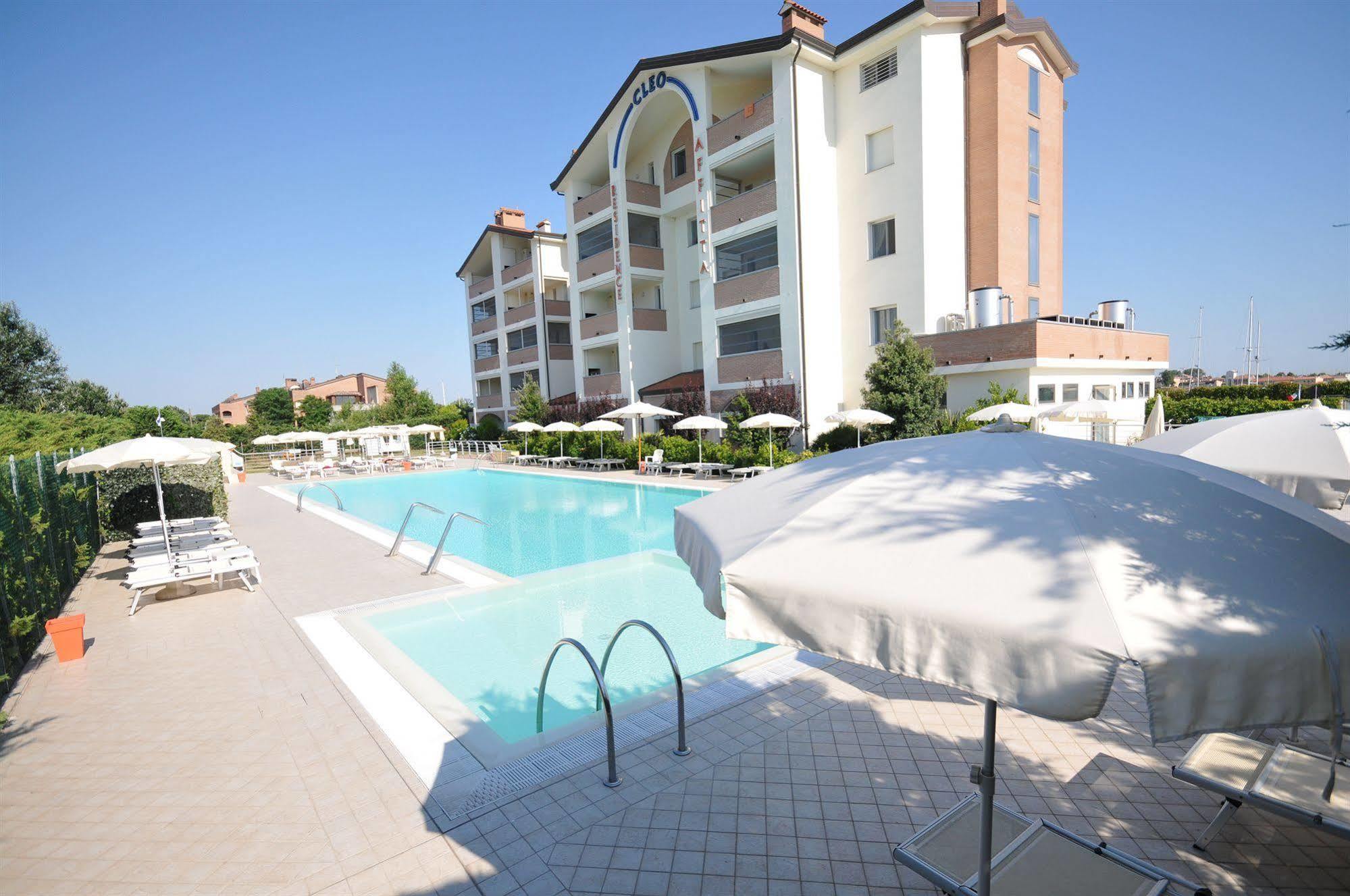 Residence Cleo Llido Degli Estensi Luaran gambar
